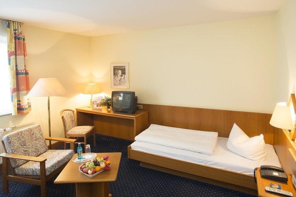 Trip Inn Hotel Frankfurt Airport Rüsselsheim Kültér fotó