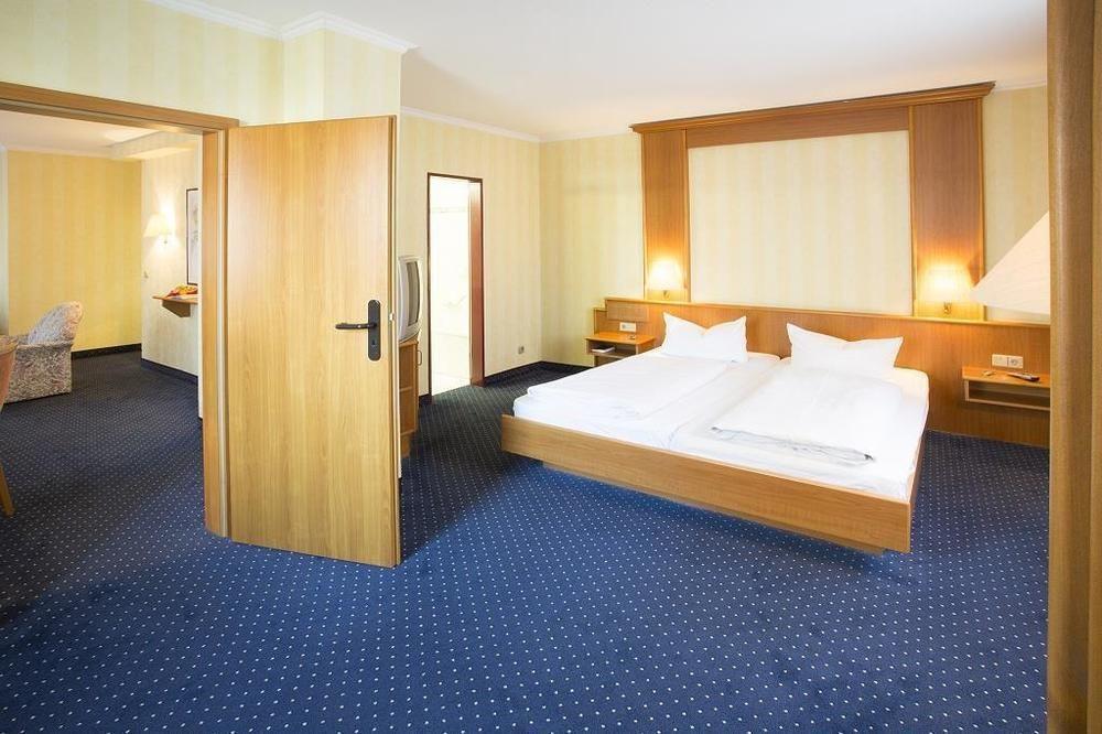 Trip Inn Hotel Frankfurt Airport Rüsselsheim Kültér fotó