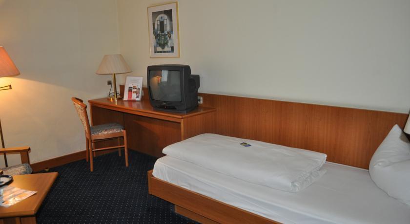 Trip Inn Hotel Frankfurt Airport Rüsselsheim Kültér fotó