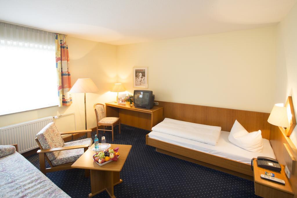 Trip Inn Hotel Frankfurt Airport Rüsselsheim Kültér fotó