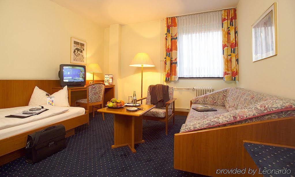Trip Inn Hotel Frankfurt Airport Rüsselsheim Kültér fotó