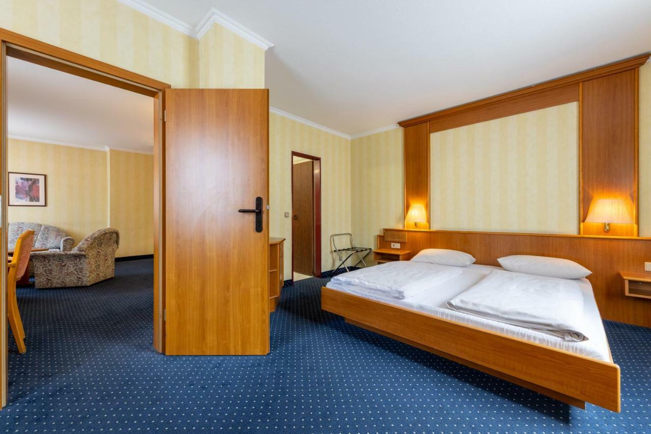 Trip Inn Hotel Frankfurt Airport Rüsselsheim Kültér fotó