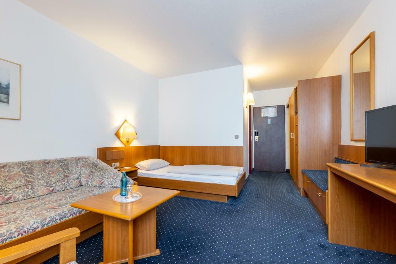 Trip Inn Hotel Frankfurt Airport Rüsselsheim Kültér fotó
