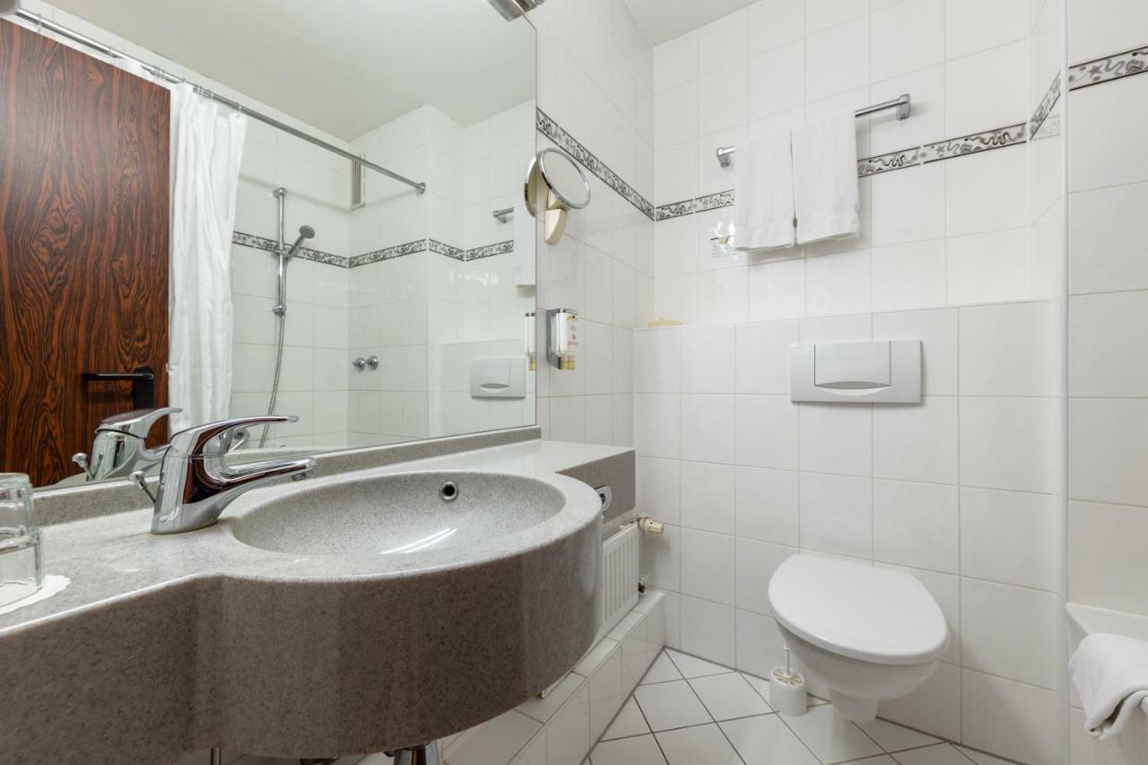 Trip Inn Hotel Frankfurt Airport Rüsselsheim Kültér fotó