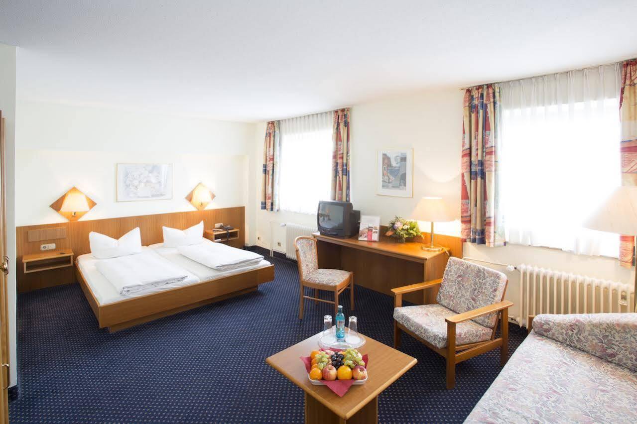 Trip Inn Hotel Frankfurt Airport Rüsselsheim Kültér fotó